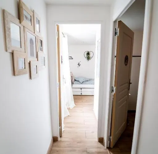 2 Bedroom Apartment 6-7pers, parking, 10min Honfleur Appartement *