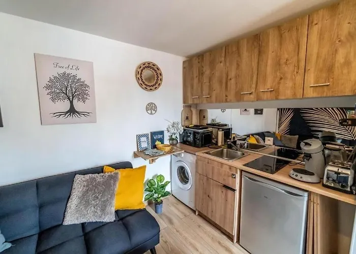 2 Bedroom Apartment 6-7pers, parking, 10min Honfleur *